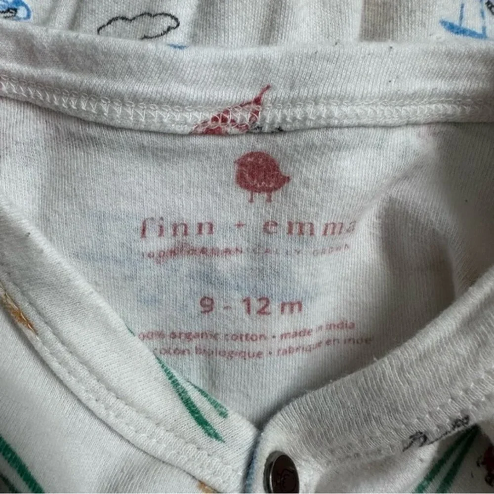 Finn + Emma | When Pigs Fly Front Button Footie | Size 9-12 months
